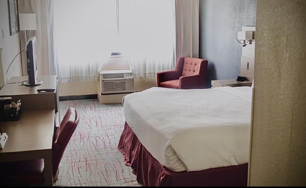 Ramada By Wyndham Uniontown Ξενοδοχείο Εξωτερικό φωτογραφία