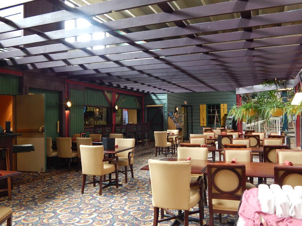 Ramada By Wyndham Uniontown Ξενοδοχείο Εξωτερικό φωτογραφία