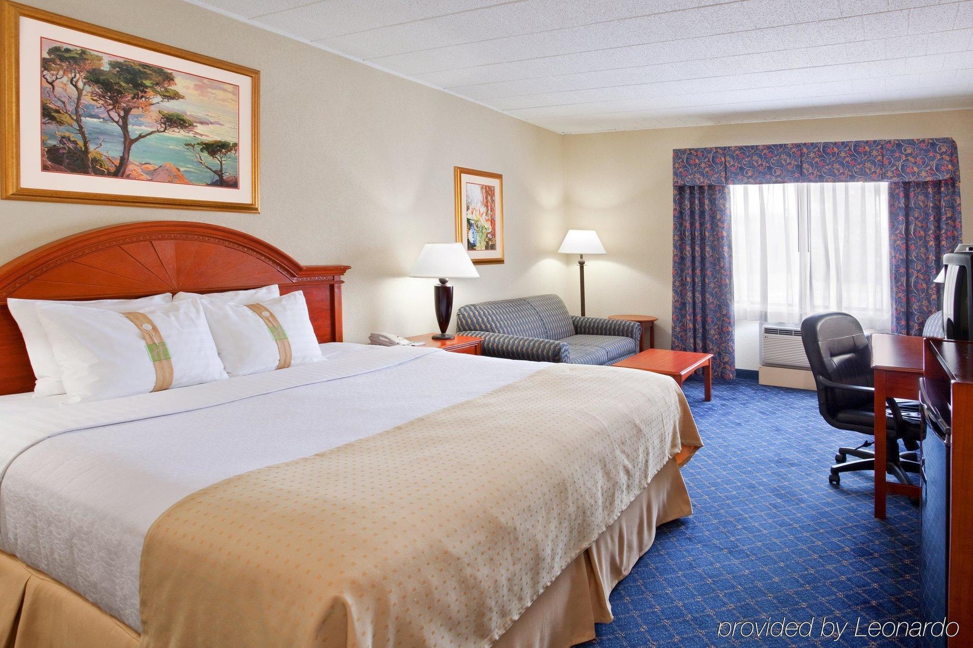 Ramada By Wyndham Uniontown Ξενοδοχείο Δωμάτιο φωτογραφία